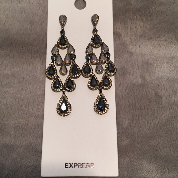 Earring - Picture 2 of 2